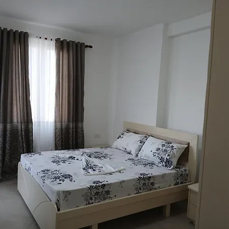 Amar Apartamento Golem (Tirana)